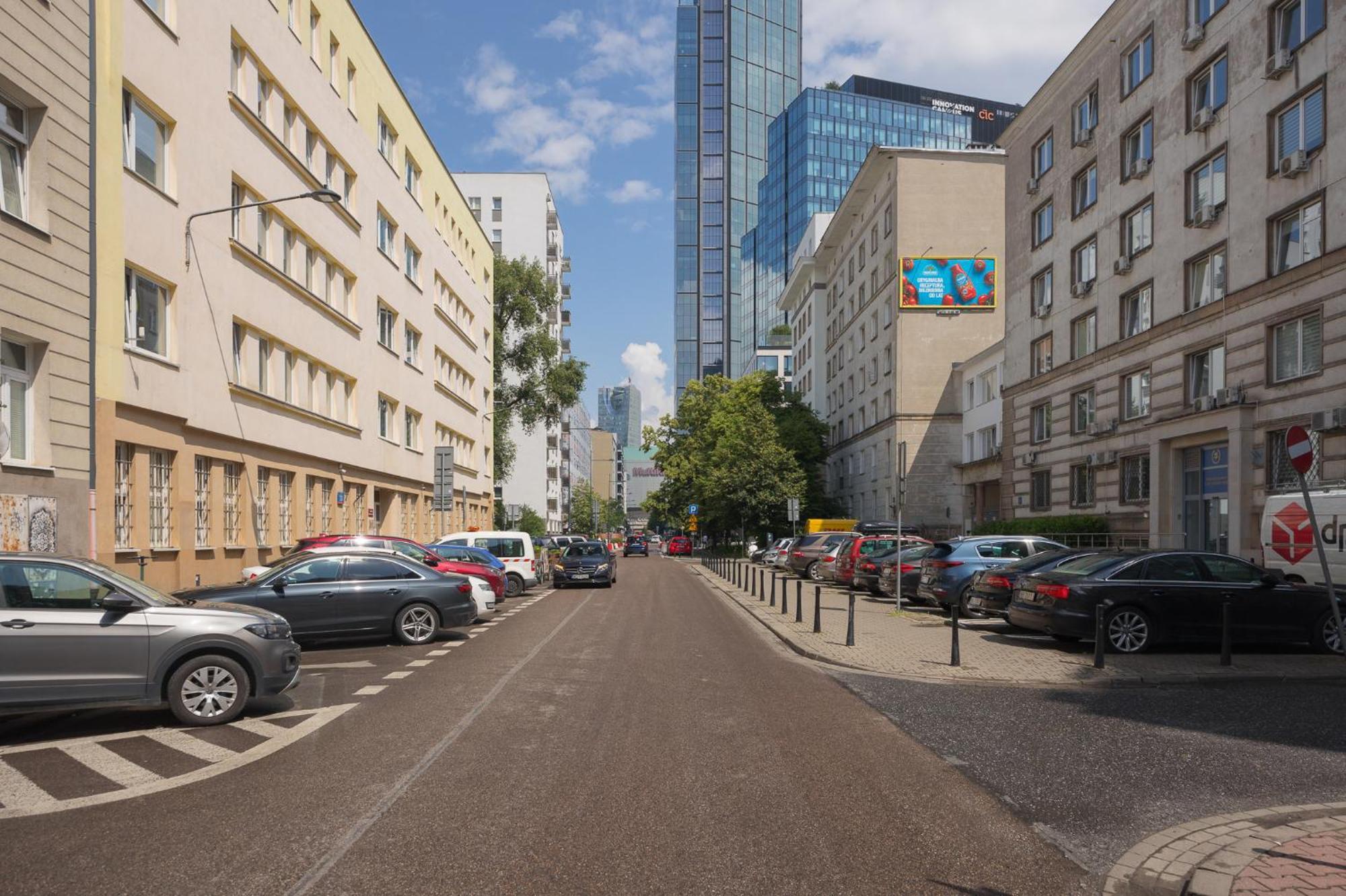 Chmielna Downtown * Warschau
